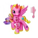 Ficha técnica e caractérísticas do produto Pony My Little Pony Princesa Cadance Luxo B1370 - Hasbro - Hasbro