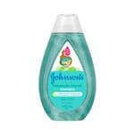 Ficha técnica e caractérísticas do produto Shampoo Johnson & Johnson Baby Hidratação Intensa 400ml