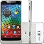 Ficha técnica e caractérísticas do produto Smartphone Motorola RAZR I Android 4.0 Tela 4.3" 8GB 3G Wi-Fi Câmera de 8MP GPS - Branco