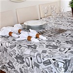 Ficha técnica e caractérísticas do produto Toalha de Mesa Estampada Desenho Azeite Cinza 180x180cm - Pietra Home