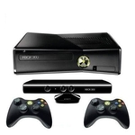 Ficha técnica e caractérísticas do produto Console Xbox 360 4GB + 2 Controles + Kinect